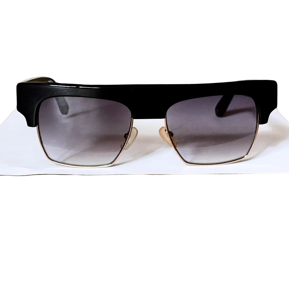 GRAZ Sunglasses in Mint Condition